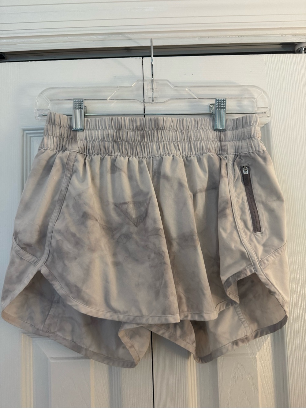 lululemon athletica Light Gray Tie-Dye Athletic Skort Shorts